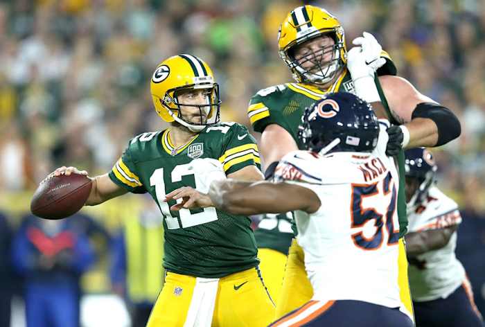 mmqb-week-1-aaron-rodgers-khalil-mack.jpg